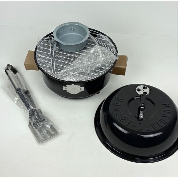Harley Davidson Motorcycle Charcoal BBQ Grill Portable Travel Set w/ Bag & Tools - Picture 3 of 9